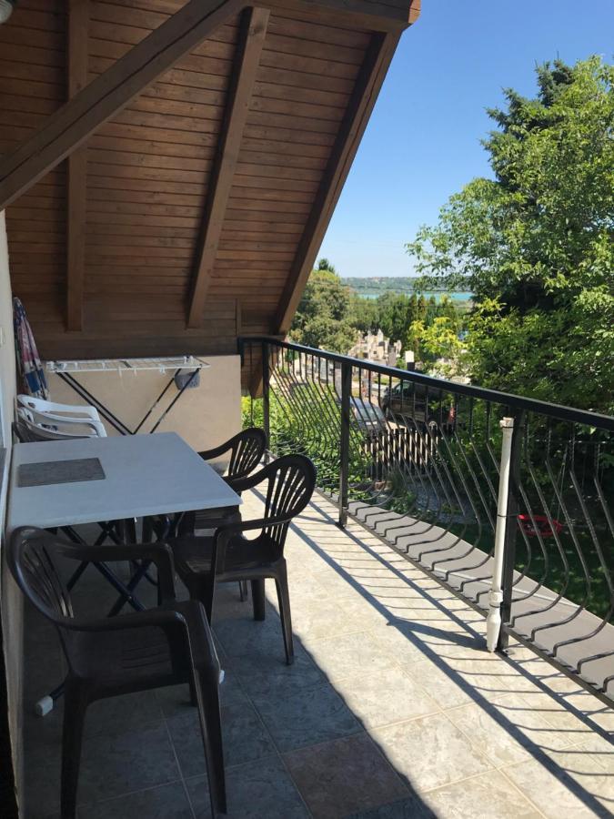 Marta Apartman Balatonalmádi エクステリア 写真