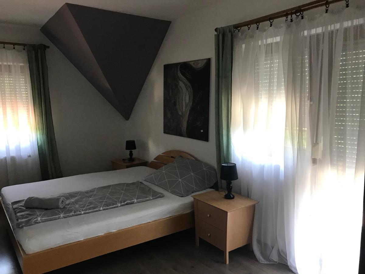 Marta Apartman Balatonalmádi エクステリア 写真