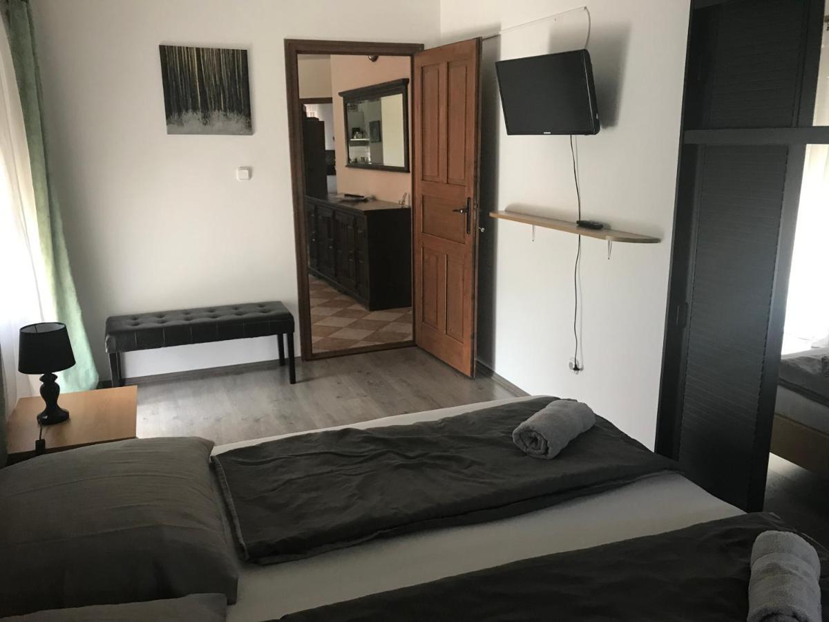 Marta Apartman Balatonalmádi エクステリア 写真