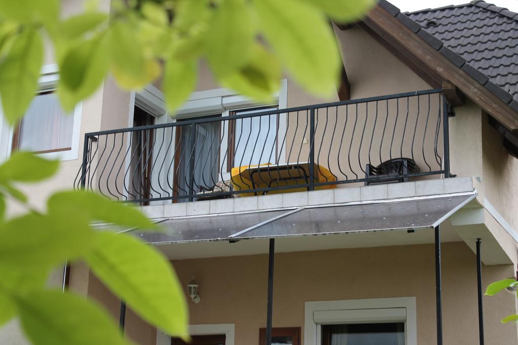 Marta Apartman Balatonalmádi エクステリア 写真